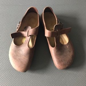 Size 10 Birkenstock London Leather Shoes.